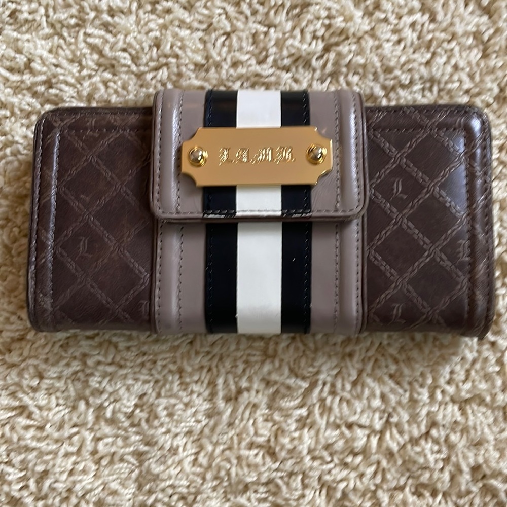 COPY - L.A.M.B. Wallet